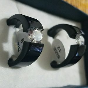 💚 2for $25💚 His and Hers titanium black CZ rings